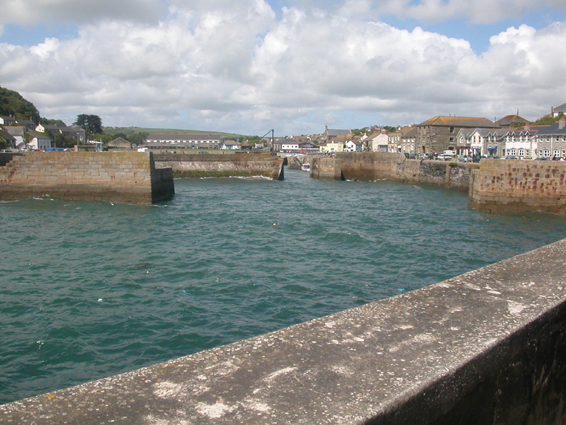 Porthleven harbours